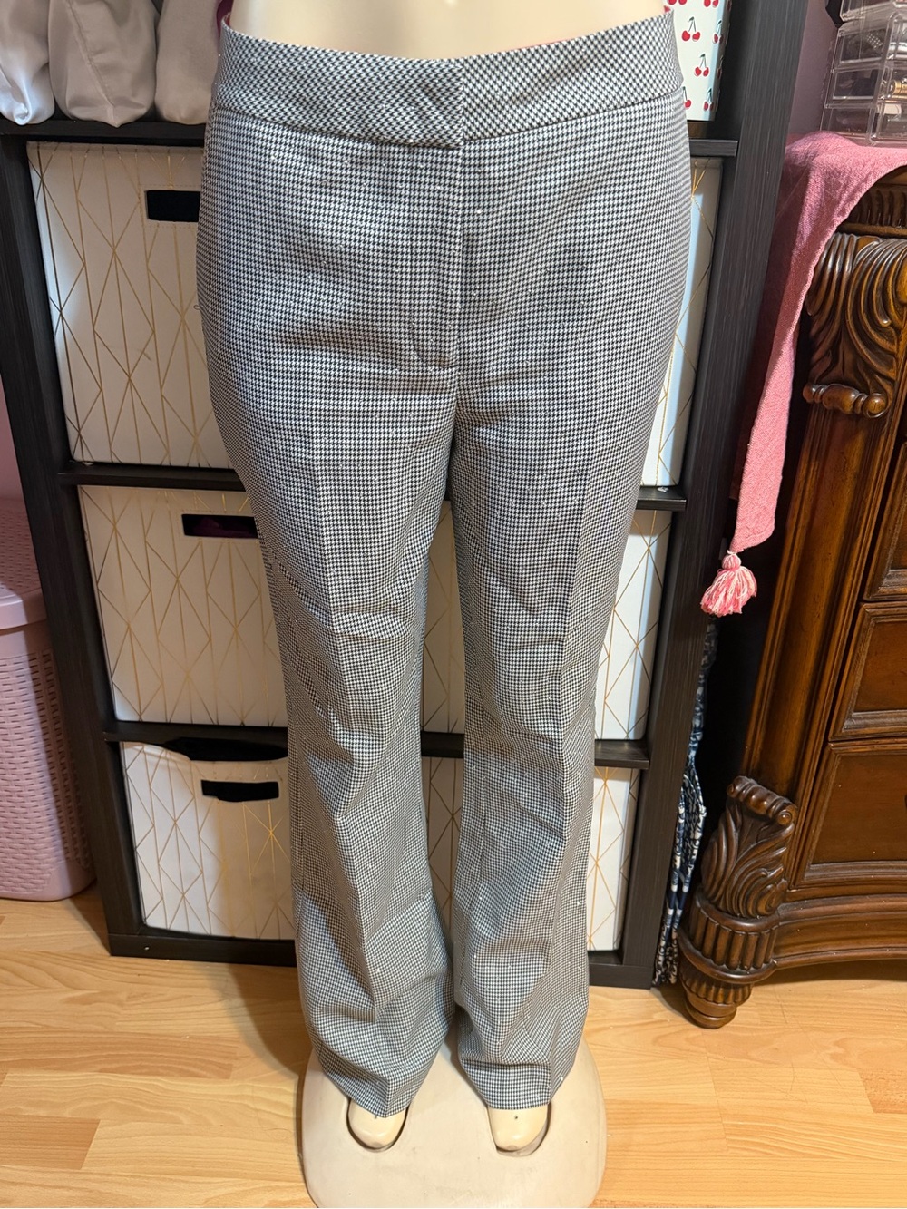 Karl Lagerfeld Black and White Houndstooth Straight-Leg Dress Pants